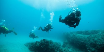 dm2 Dive Ningaloo - Guiding a dive
