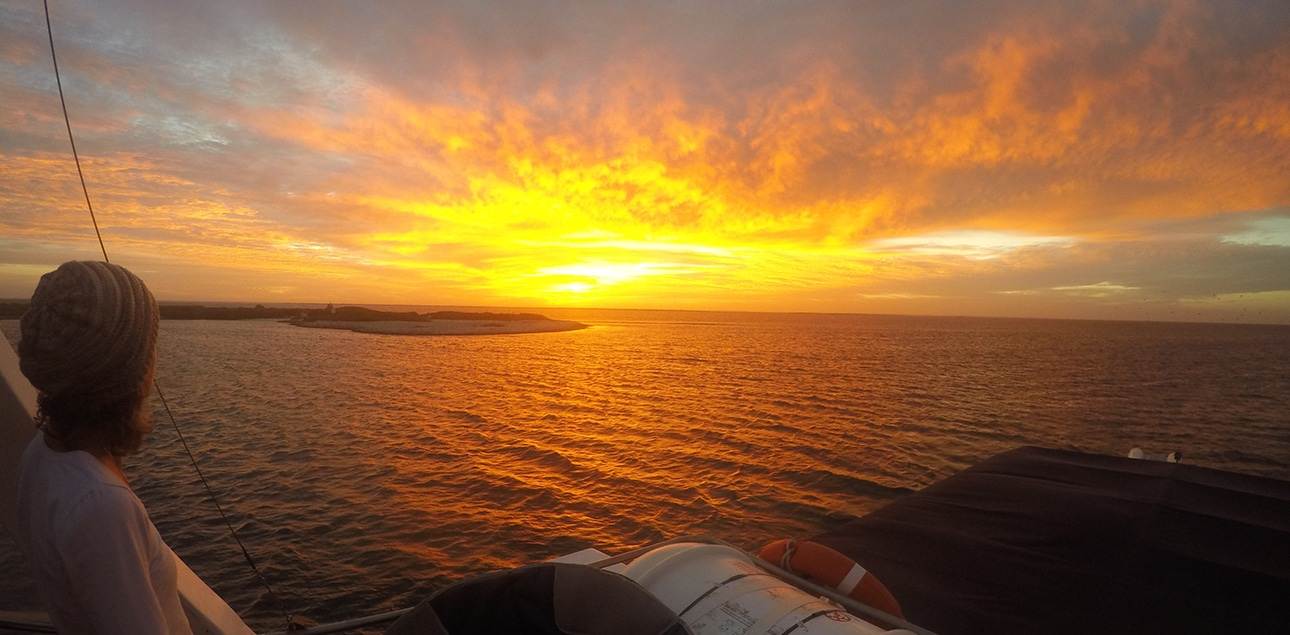 Dive Ningaloo - Sunset Drinks form the boat