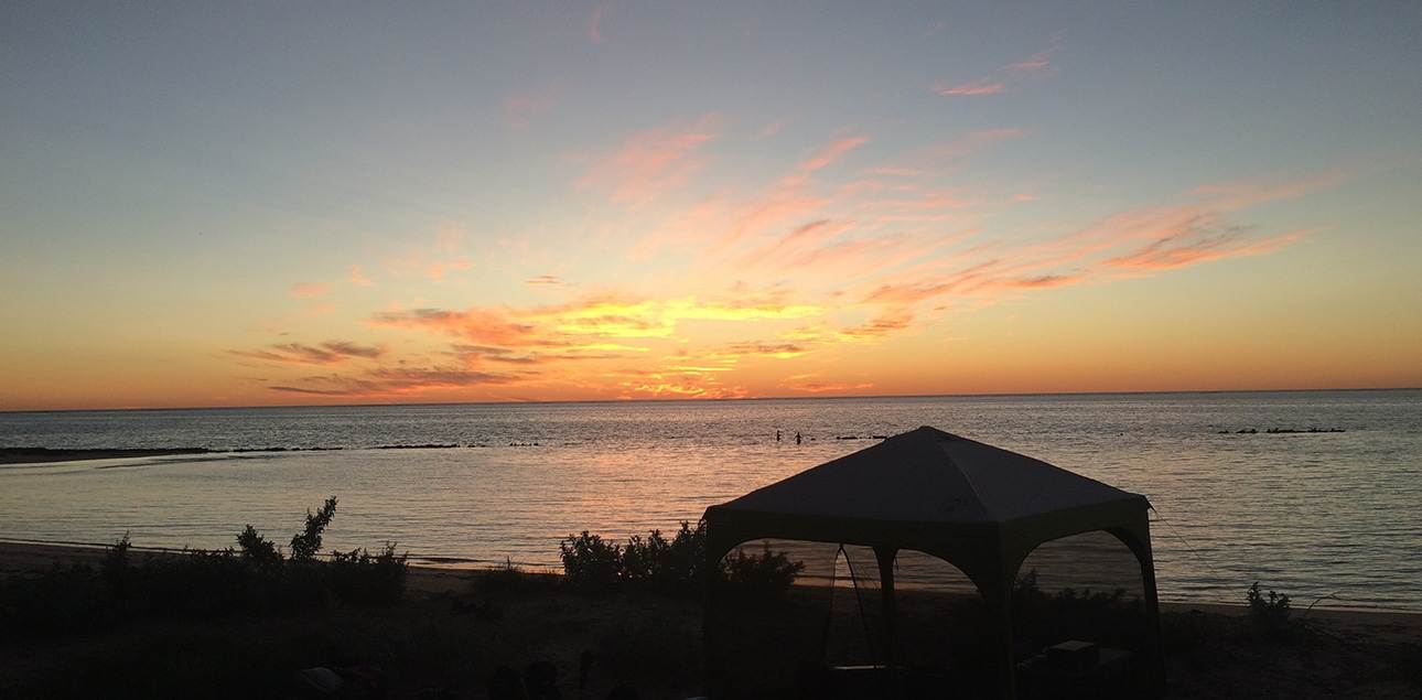 Dive Ningaloo - Sunset over camp
