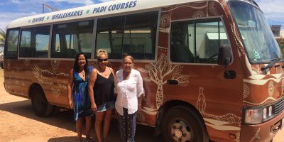 traditional-gallery-5 Dive Ningaloo - Karen with her sister and mum next to aboriginal artwork on our bus